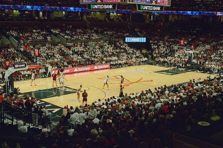 今年会 · 赛事现场（资料示意）